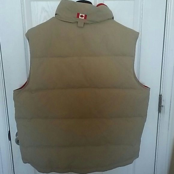 CANADA Down-filled Vest Medium - Picture 2 of 8